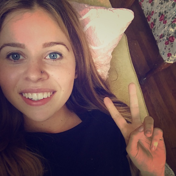 Meet your Posher, Paige - Picture 1 of 3